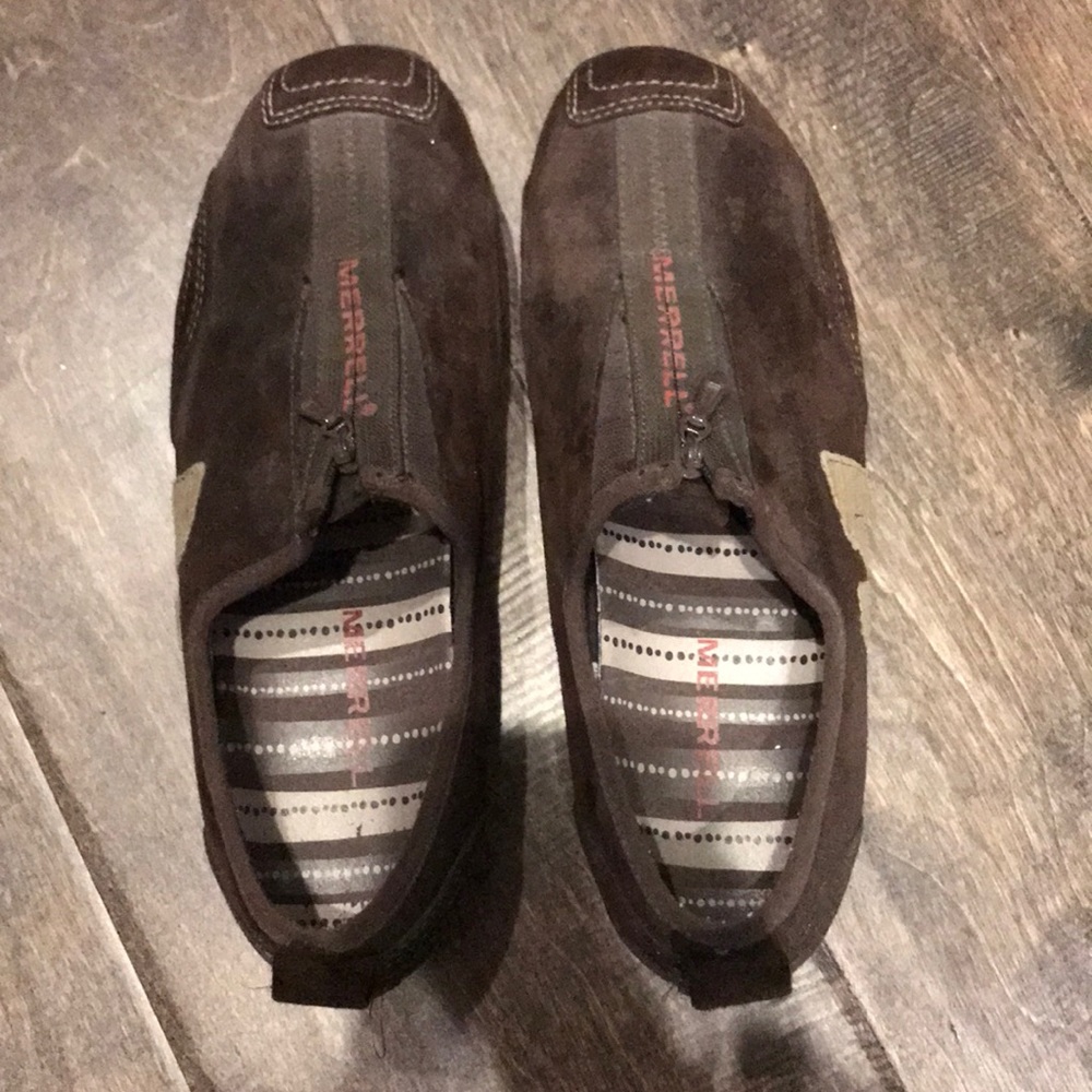 Dark Brown Merrells size 6.5